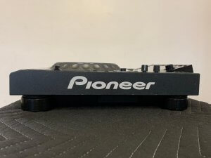 Pioneer CDJ2000 2