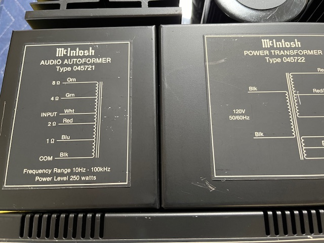McIntosh MC2255 power amplifier