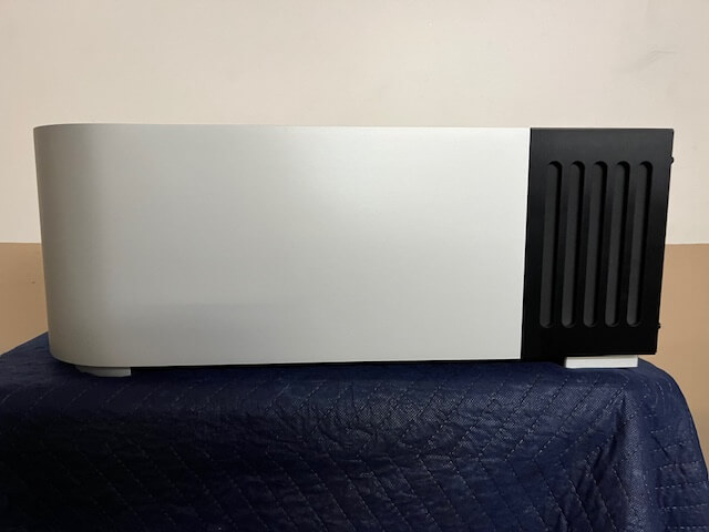 Classe CA-5300 amplifier